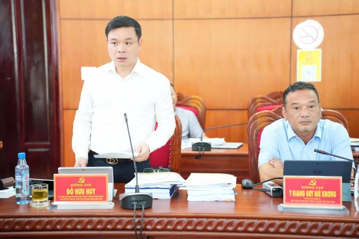  Ông Đỗ Hữu Huy, Chủ tịch UBND tỉnh Đắk Lắk phát biểu tại hội nghị. 