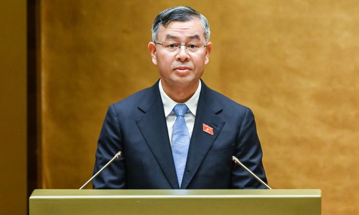 Bộ trưởng Tài chính Ngô Văn Tuấn.