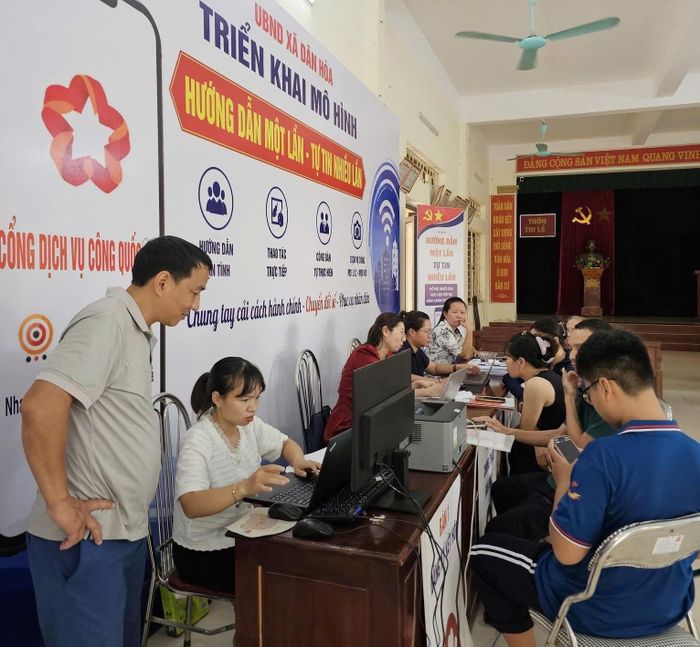 Xã Dân Hòa triển khai nhiều mô hình thiết thực đưa dịch vụ công đến gần với người dân. Ảnh: PV
