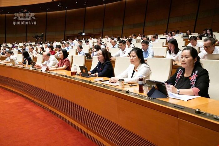 Các đại biểu Quốc hội tham dự phiên họp sáng 26-10. Ảnh: Quochoi.vn