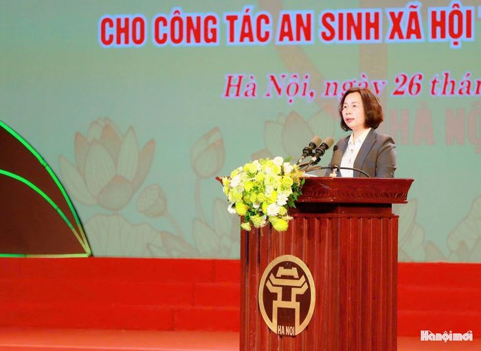 Chủ tịch Ủy ban Mặt trận Tổ quốc Việt Nam thành phố Hà Nội Bùi Huyền Mai phát biểu tại chương trình. Ảnh: Quang Thái