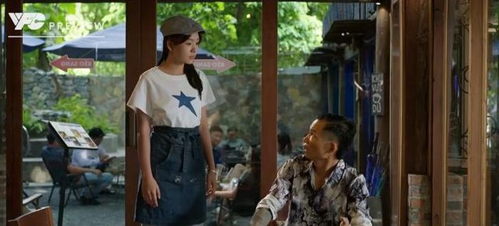 Ngày đầu đi làm tại quán cafe của Trâm đã gặp ngay vị khách khó tính, bất hảo. Ảnh VFC