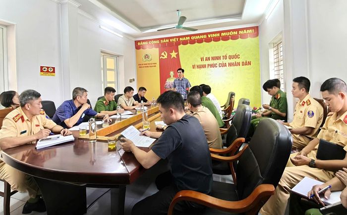 Đại tá Nguyễn Đức Thìn - Phó Giám đốc Công an TP Hải Phòng phát biểu chỉ đạo. Ảnh: Cơ quan Công an.