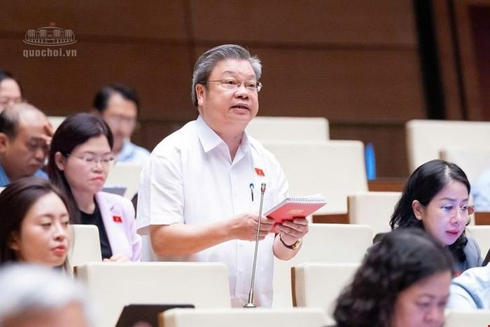 Bùi Văn Dũng – Đoàn ĐBQH tỉnh Thanh Hóa. Ảnh: Media Quốc hội