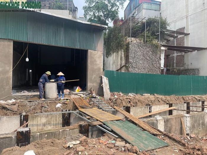 Đến cuối tháng 9/2026, dự án đã hoàn thành giải phóng mặt bằng theo tiến độ thành phố yêu cầu, tạo điều kiện để tiếp tục thi công. Ảnh: Phúc Đức