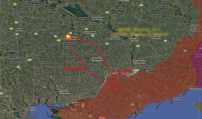 Căn cứ Kanatovo nằm gần thành phố Kropyvnytskyi, tỉnh Kirovohrad, miền trung Ukraine. Được xây dựng từ thời Liên Xô, cơ sở này hiện được sử dụng làm căn cứ dự bị của không quân Ukraine, từng là nơi triển khai các phi đội tiêm kích Su-27 và cường kích Su-24.