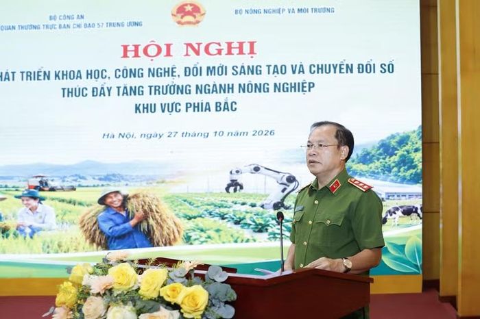 Thượng tướng Nguyễn Văn Long, Thứ trưởng Bộ Công an phát biểu tại Hội nghị sáng 27/10