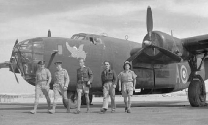Điều đó khiến Liberator phù hợp với các phi vụ đòi hỏi phạm vi hoạt động rộng, trong đó có những chiến dịch từ Bắc Phi nhằm vào các mục tiêu ở châu Âu.