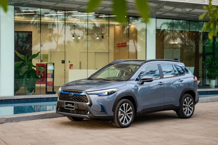  Toyota Corolla Cross HEV phù hợp với gia đình nhờ kích thước và sự quen thuộc về thương hiệu. Ảnh: TMV.