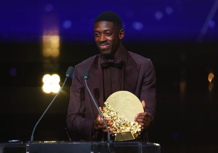 Ousmane Dembele là trường hợp hiếm hoi của PSG đến gala trao giải. Ảnh: Reuters.
