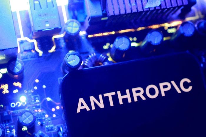 IPO của Anthropic có thể cho thấy liệu nhu cầu AI có đủ lớn để bù đắp chi phí khổng lồ cho chip, trung tâm dữ liệu và điện toán đám mây hay không. Ảnh: Reuters.