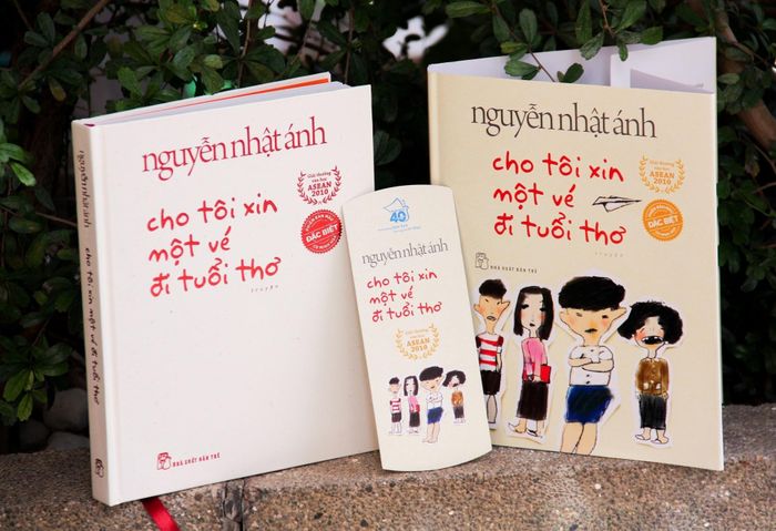 Cho tôi xin một vé đi tuổi thơ từng được nhận Giải thưởng Văn học ASEAN năm 2010. Ảnh: Long Huỳnh.