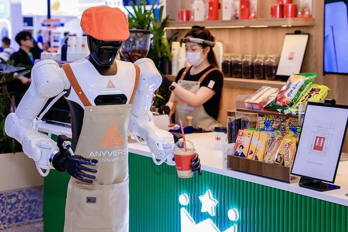  Anyverse Dynamics đã hợp tác với chuỗi cà phê Hàn Quốc Hollys tại Hội nghị Robot Thế giới 2026 vào tháng 8 tại Bắc Kinh. Ảnh: Anyverse Dynamics. 