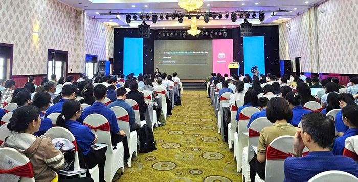 Toàn cảnh hội nghị