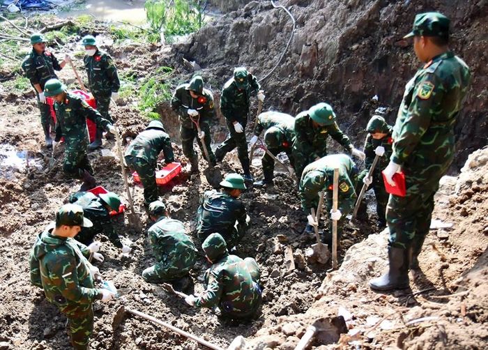 Triển khai nhiệm vụ tìm kiếm đợt 2 từ ngày 15.10 đến nay, lực lượng làm nhiệm vụ đã phát hiện, quy tập được thêm 115 bộ hài cốt liệt sĩ đơn tại Công viên Lê Thị Riêng