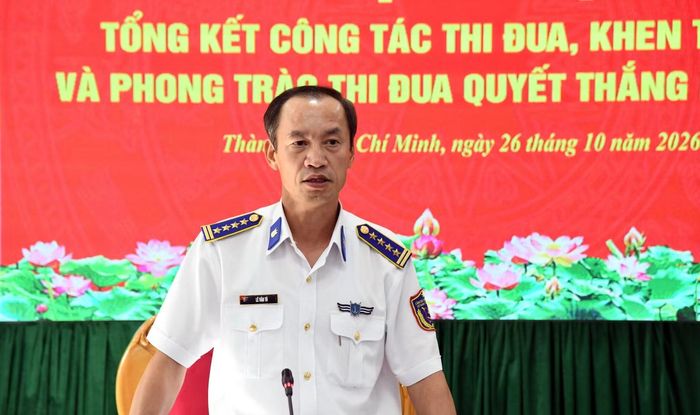 Đại tá Lê Văn Tú, Bí thư Đảng ủy, Chính ủy Vùng Cảnh sát biển 3 kết luận hội nghị. (Ảnh: Cảnh sát biển cung cấp)