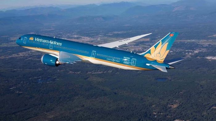 Tính đến hết tháng 9/2026, Vietnam Airlines thực hiện hơn 122.000 chuyến bay, vận chuyển hơn 20 triệu lượt hành khách. (Ảnh: NGỌC MINH)