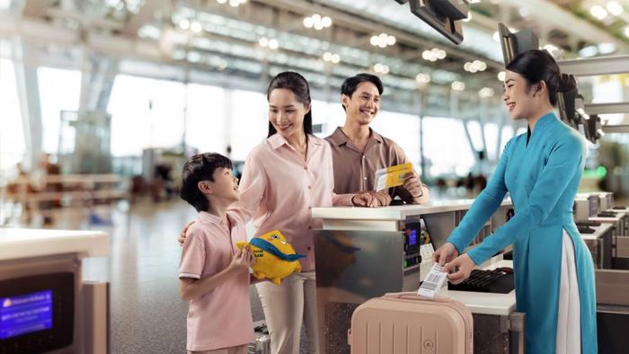 Đón đầu nhu cầu đi lại và du lịch dịp Tết Nguyên đán 2027, Vietnam Airlines đã mở bán gần 3,7 triệu chỗ trên mạng bay nội địa và quốc tế, tăng 11% so với Tết năm trước. (Ảnh: MINH NGỌC)
