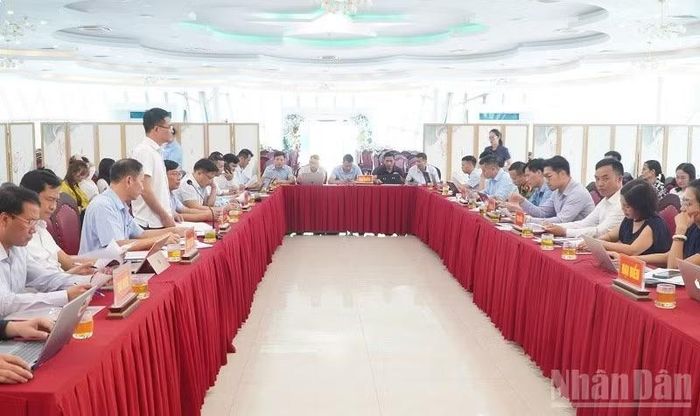Đại biểu dự hội nghị tham vấn du lịch tỉnh Điện Biên. (Ảnh: LÊ LAN)