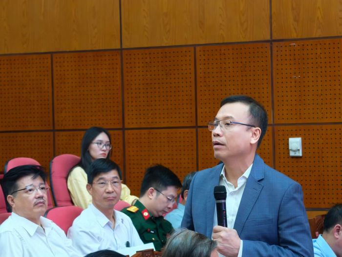 Giáo sư, Tiến sĩ Nguyễn Hoàng Định, Phó Giám đốc Bệnh viện Đại học Y Dược Thành phố Hồ Chí Minh.