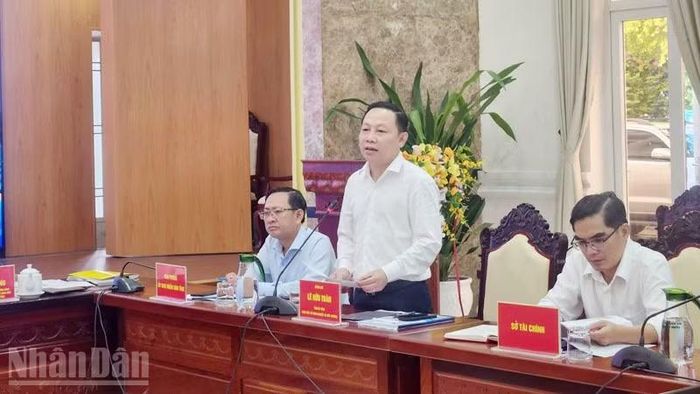 Giám đốc Sở Nông nghiệp và Môi trường tỉnh An Giang Lê Hữu Toàn phát biểu. (Ảnh: QUỐC TRINH)