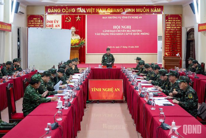 Ban Thường vụ Tỉnh ủy Nghệ An tổ chức hội nghị lãnh đạo chuyển địa phương vào trạng thái khẩn cấp về quốc phòng.