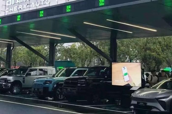 Chery dự kiến sẽ xây dựng 100 trạm Volt-dragon tại 10 thành phố ở Trung Quốc và công bố kế hoạch mở rộng trước cuối năm 2026.