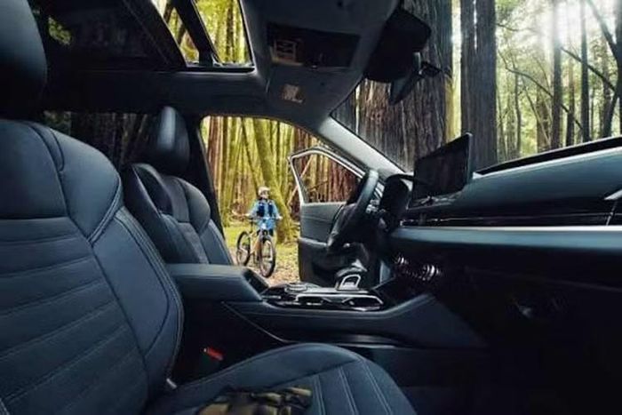Outlander Diamond Trail Edition là một trong sáu mẫu xe Mitsubishi dự kiến trưng bày tại triển lãm SEMA ở Las Vegas trong năm 2026. Trong đó, ba mẫu xe thuộc dòng Diamond Trail sẽ được giới thiệu với những cấp độ nâng cấp khác nhau.