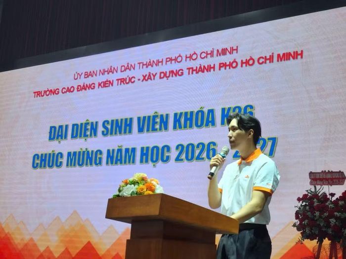 Tân sinh viên Trần Tổng Thống - ngành Công nghệ kỹ thuật xây dựng.