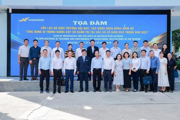 Đại biểu dự tọa đàm. Ảnh: NTCC.