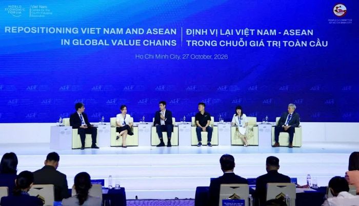 Phần thảo luận trong khuôn khổ chương trình. (Ảnh: Hùng Triều)