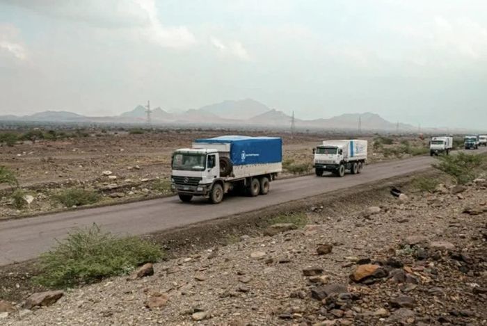 Xe tải của Chương trình Lương thực thế giới (WFP) chở hàng viện trợ đến Sudan hồi tháng 12/2024 (Nguồn: WFP)
