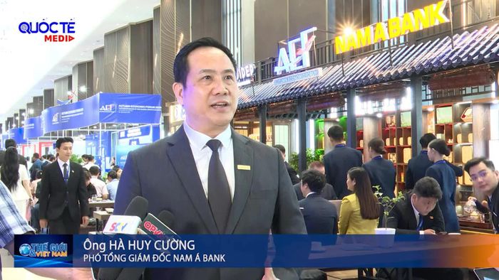 Ông Hà Huy Cường, Phó Tổng Giám đốc Nam Á Bank, chia sẻ về giải pháp thúc đẩy tài chính xanh và thu hút nguồn vốn quốc tế phục vụ phát triển bền vững tại Việt Nam. (Ảnh: Thành Long)