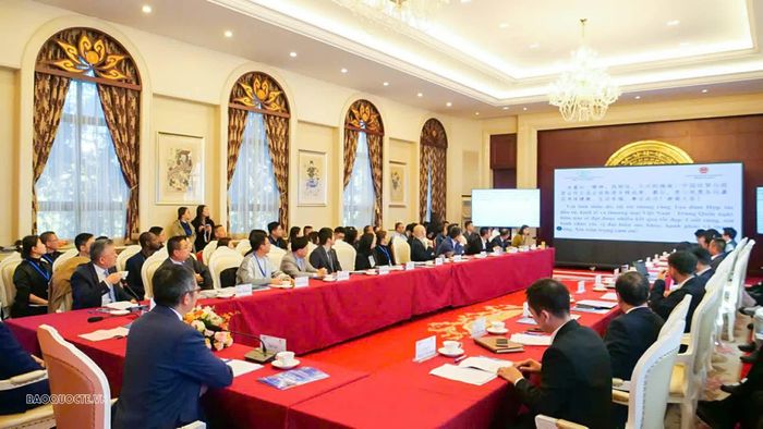 Tọa đàm góp phần tăng cường kết nối doanh nghiệp, thúc đẩy hợp tác kinh tế, thương mại và đầu tư Việt Nam – Trung Quốc theo hướng thực chất, hiệu quả và bền vững. (Nguồn: ĐSQ Việt Nam tại Trung Quốc)