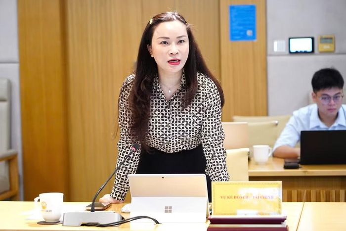 Vụ trưởng Vụ Kế hoạch - Tài chính Hoàng Thị Phương Lựu phát biểu báo cáo số liệu giải ngân - Ảnh: KHCN.