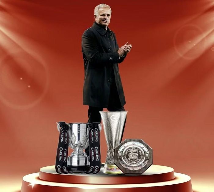 3 danh hiệu của Mourinho với MU