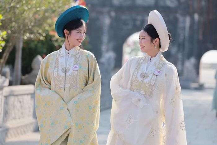 Với Minh Phương, cảm giác trầm mặc, linh thiêng tại đền Kiếp Bạc là phần đáng nhớ trong chuyến đi. Minh Phương mong muốn có thêm cơ hội giới thiệu văn hóa Việt Nam đến đông đảo du khách.