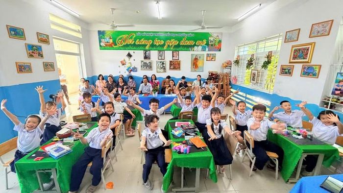 Học sinh Trường Tiểu học Nam Nha Trang trong một tiết học.