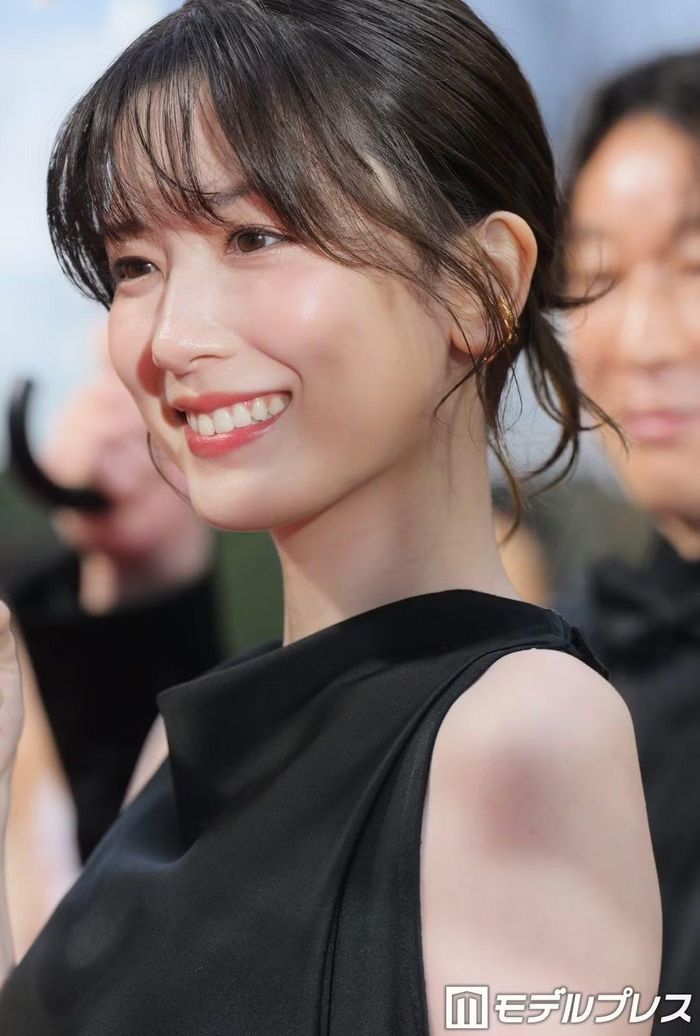 Nagano Mei chuyển hướng sang đóng các phim phát sóng trực tuyến vì bê bối đời tư.