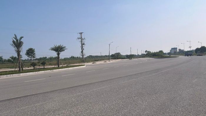 Đầu tuyến Đại lộ Nam sông Mã đang bị cắt cụt 1 làn