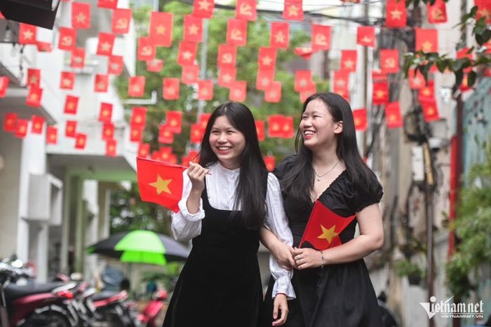 Trao cho người dân thời gian là điều kiện cần, nhưng tạo ra một hệ sinh thái văn hóa đủ sức cuốn hút để họ thụ hưởng mới là điều kiện đủ.