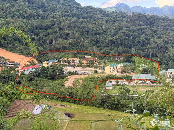 Vị trí quy hoạch tại bản Na Mương phục vụ thi công xây dựng dự án trường NTLC Na Loi. Ảnh: L.Lương