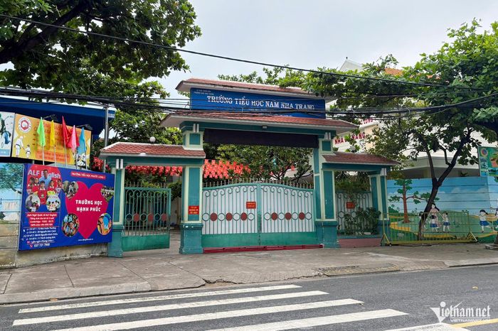 Trường tiểu học Nam Nha Trang ở tỉnh Khánh Hòa, trưa 27/10. Ảnh: Xuân Ngọc