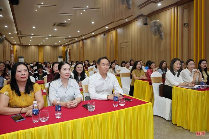 Đại biểu tham dự lớp tập huấn.