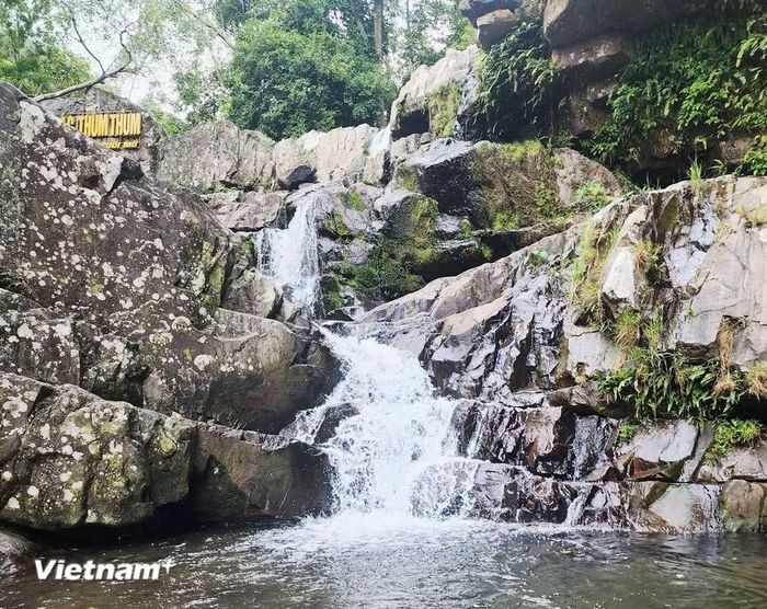 Thác Thùm Thùm. (Ảnh: Vietnam+)
