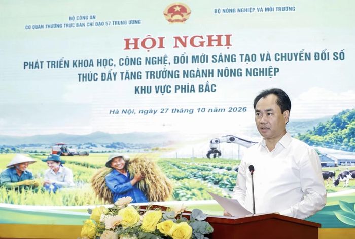 Bộ trưởng Bộ Nông nghiệp và Môi trường Trịnh Việt Hùng phát biểu khai mạc Hội nghị. Ảnh: KT.
