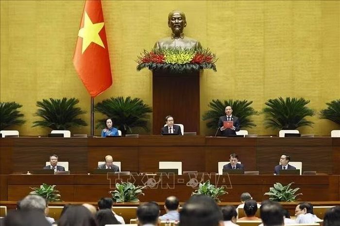 Phó Chủ tịch Quốc hội Nguyễn Khắc Định phát biểu. Ảnh: Doãn Tấn/TTXVN
