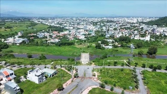 Toàn cảnh dự án cầu Nguyễn Tri Phương nhìn từ trên cao.