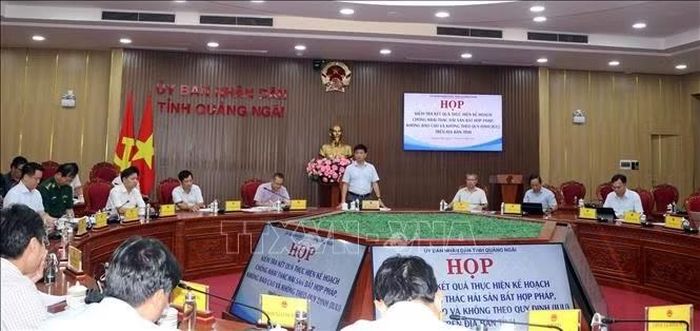 Quang cảnh cuộc họp.