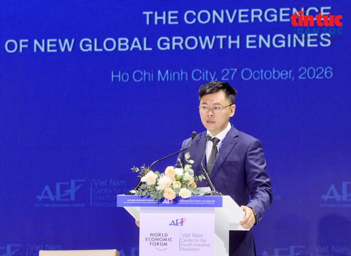 Ông Trương Minh Huy Vũ, Phó Chủ tịch UBND TP Hồ Chí Minh phát biểu tại hội thảo sáng 27/10.
